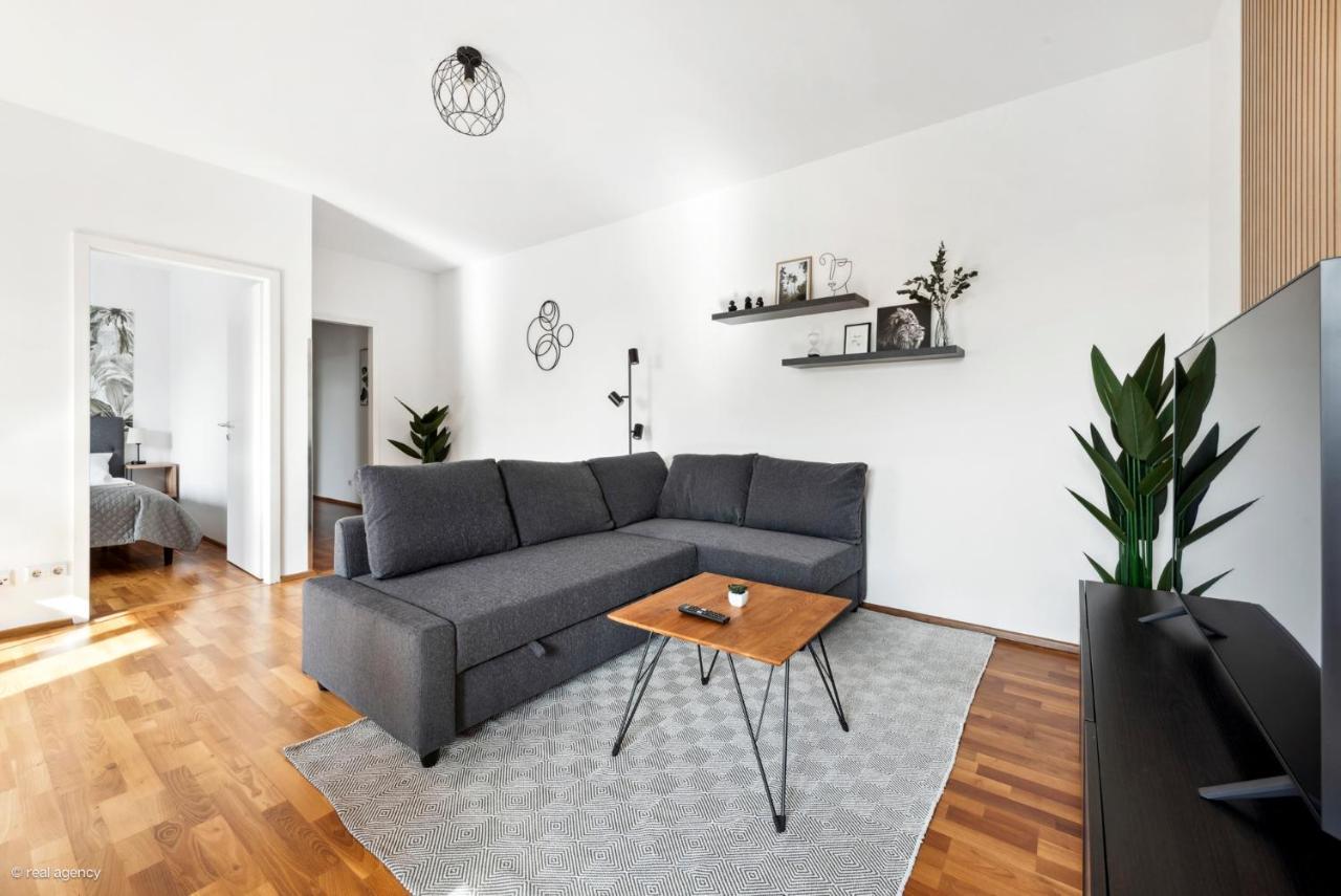 Bernhards Apartment Stadthalle - Klima & Terrasse Vienne Extérieur photo